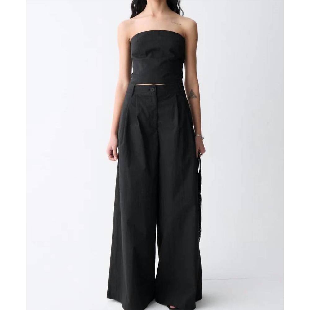 NEW DELUC louna top in black